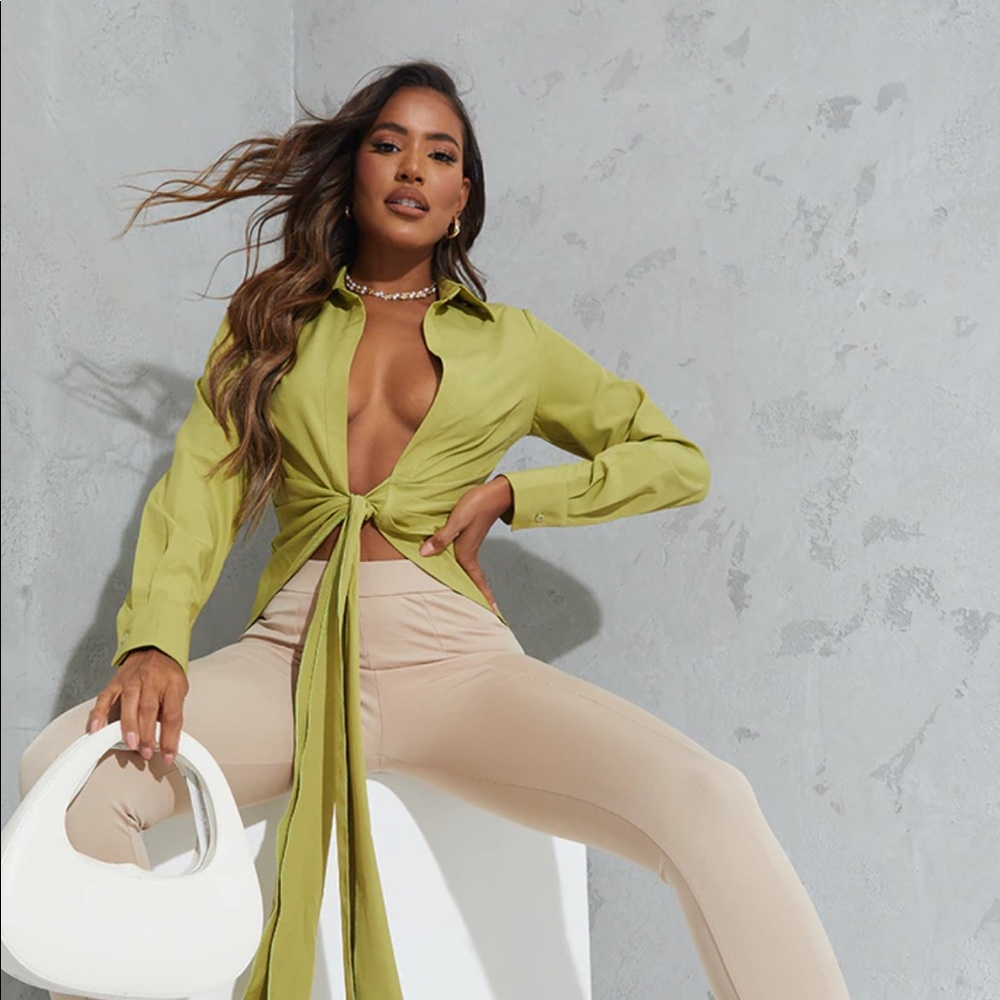 Prettylittlething olive top